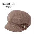 Khaki achthoekige baret van getextureerde stof met een elegante parel en strik - Verstelbaar 56-59cm / Khaki