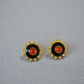 Minimalist gold-plated gear earrings with black enamel and carnelian agate inlay - Black Enamel Red Agate