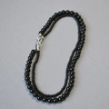 Collana a doppio strato di perle nere con chiusura a infinito in argento e stile lusso - Agata nera