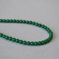 Ethnic style short necklace with high-quality green agate beads and polished finish - 6mm