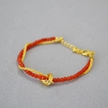 Collana di perle di agata rossa con dettaglio nodo dorato e chiusura regolabile - Bracciale