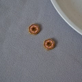 Macro detail of double-sided enamel flower beads for DIY jewelry with gold plating - Purple Pink Petals (Pattern 3)
