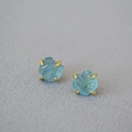 Luxurious gold-plated brass stud earrings with irregular raw aquamarine in four-prong setting - Aquamarine