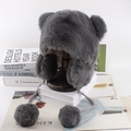 Bonnet épais en peluche gris foncé avec oreilles d'ours et pompons pour la chaleur d'hiver - Taille Unique 58cm / Gris