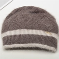Bonnet d'hiver pour femme en maille rayée marron et beige avec détails en strass - Taille unique / Café au Lait
