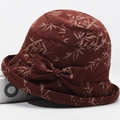 Sombrero de pescador vintage para mujer con estampado de bambú y lazo rojo ladrillo - Talla única / Marrón
