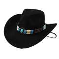 Detail eines Western-Cowboyhutes mit ethnischem Perlenband und großem Türkisstein-Ornament - Einheitsgröße / Schwarz