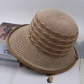 Cappello da sole in maglia da donna con tesa larga, motivo a onde e logo M in metallo - Taglia Unica 58cm / Cachi