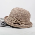 Chapeau cloche vintage marron pour femmes âgées avec nœud décoratif et texture tissée - Taille Unique 58cm / Khaki