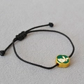 Bracelet fait main en corde noire avec breloque lapin en émail doré et nœuds réglables - Lapin en Émail Vert 925 (21)