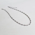 Détail du collier à maillons en forme de cœur argenté avec fermoir mousqueton et extension - Collier Chaîne à Maillons Cœur Argent (22)