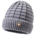Grey knit winter hat for women with embossed grid texture and pearl floral brooch - Elastic 56-59cm / Grey (Grid)