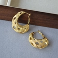 Orecchini a cerchio vintage in ottone placcato oro con raffinato design a maglia vuota - Oro