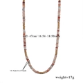 Vue détaillée du collier en perles de pierre naturelle avec perles dorées intercalées - Style 6 (Morandi Colonne)