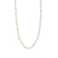 Collana di perle barocche con perline rettangolari verde chiaro su uno sfondo bianco - Argento 925 / Argento - Verde Frutta