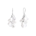 Orecchini pendenti in argento S925 con perle a goccia a forma di uva e nappe - Argento 925 / Oro Bianco