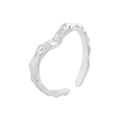 Minimalistische S925 zilveren hart open ring met lava textuur en vloeibare metalen afwerking - Maat 16 (Verstelbaar) / Zilver