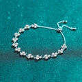 Verstellbares S925 Sterling Silber Armband mit Kleeblatt-Moissanit-Anhängern und Gleitverschluss - 925er Silber / 4.2 Karat Moissanit