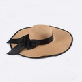 Women's wide brim straw sun hat in natural brown with elegant black ribbon bow - M (56-58cm) / Khaki