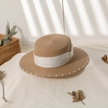 Detailansicht eines Strohhuts mit Seidenband und Perlenverzierung am Rand - M (56-58cm) / Khaki
