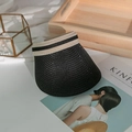 Dettaglio della visiera in paglia nera con glitter argento e nastro a righe intrecciato - Bambini / Nero