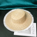 Straw flat top sun hat with white fringe trim and woven texture for summer vacation use - M (56-58cm) / White Frayed Edge
