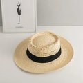 Cappello boater in paglia intrecciata a mano in colore naturale con nastro di raso nero - M (56-58cm) / Beige