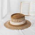 Britischer zweifarbiger Strohhut mit beigem Band auf weißem Stoff für den Sommerurlaub - M (56-58cm) / Khaki