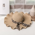 Straw sun hat with leopard ribbon and wavy brim for women beach vacation - M (56-58cm) / Khaki
