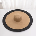 Oversized straw beach hat in two-tone khaki and black weave for sun protection - M (56-58cm) / Khaki with Black Edge