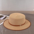 Canotier en paille kaki avec ruban en cuir marron foncé et boucle dorée élégante - M (56-58cm) / Khaki