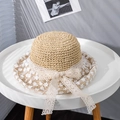 Sombrero de paja con encaje floral y lazo para vacaciones de verano en la playa y mar - M (56-58cm) / Beige