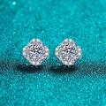 Orecchini a perno quadrati in argento S925 con pietre centrali in moissanite brillante - Argento 925 / Moissanite Completa 1.47ct
