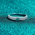 Elegant S925 sterling silver moissanite V-shaped ring with pavé diamonds on blue glitter - US 9 / Moissanite Silver