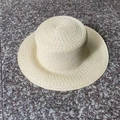 Flat top straw sun hat in cream white featuring fine spiral weave and frayed edges - M (56-58cm) / Wide Brim - Beige