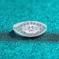 Anello di lusso in argento S925 con moissanite marquise su sfondo testurizzato verde - US 9 / 1ct Moissanite