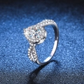 Luxuriöser S925 Sterlingsilber Ring mit Birnenschliff Moissanit und gedrehtem Pavé-Band - US 9 / 5*8 Kohlenstoffstein