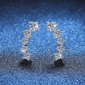 Eleganti orecchini curvi in argento S925 con pietre brillanti di moissanite tonda - Stile Moissanite 1.16ct / Argento 925