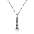 Elegante S925 sterling zilveren ketting met vijf gegradueerde moissanite stenen in klauwzetting - 925 zilver / 0.69ct Moissanite