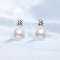 Elegant S925 sterling silver stud earrings with moissanite and round white pearl - 925 Silver / High Carbon Stone Style