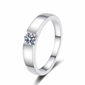 Classico anello in argento S925 con moissanite taglio brillante e castone a tensione - US 9 / Moissanite da 0,3 Carati