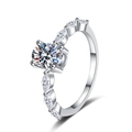 Elegante anillo de plata S925 con moissanita de 1ct y piedras laterales marquise - US 9 / 1ct Piedra de Alto Carbono