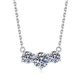 Elegante collar de plata s925 con tres brillantes diamantes de moissanita redondos - Plata 925 / Plateado (Zirconia)