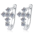 Orecchini a cerchio a croce in argento 925 con scintillanti pietre di moissanite - Croce (0,36 Carati + 0,36 Carati) / Argento 925