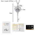 Dettaglio del ciondolo a chiave in argento S925 con moissanite da 1ct e certificato GRA - Argento 925 / 1 Carato di Moissanite