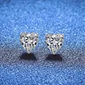 Élégantes boucles d'oreilles en argent 925 avec moissanite taille cœur et serti à 3 griffes - Argent 925 / Style Strass Haute Teneur en Carbone Taille Cœur