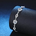 Elegante pulsera de corazón de plata S925 con moissanita brillante y detalles de hojas - Estilo de Piedra de Carbono / Plata 925