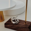 Minimalistischer Ring aus S925 Sterlingsilber mit mehrschichtigen geometrischen Linien - US 14 / Silber