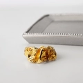 Anillo abierto con textura arrugada irregular en acabado dorado de plata 925 - Talla Abierta 14 (Ajustable 12-17) / Oro de 18K