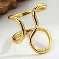 Anillo de ondas doradas de doble capa minimalista con acabado pulido brillante - Tamaño Ajustable 13-18 / Oro de 18K